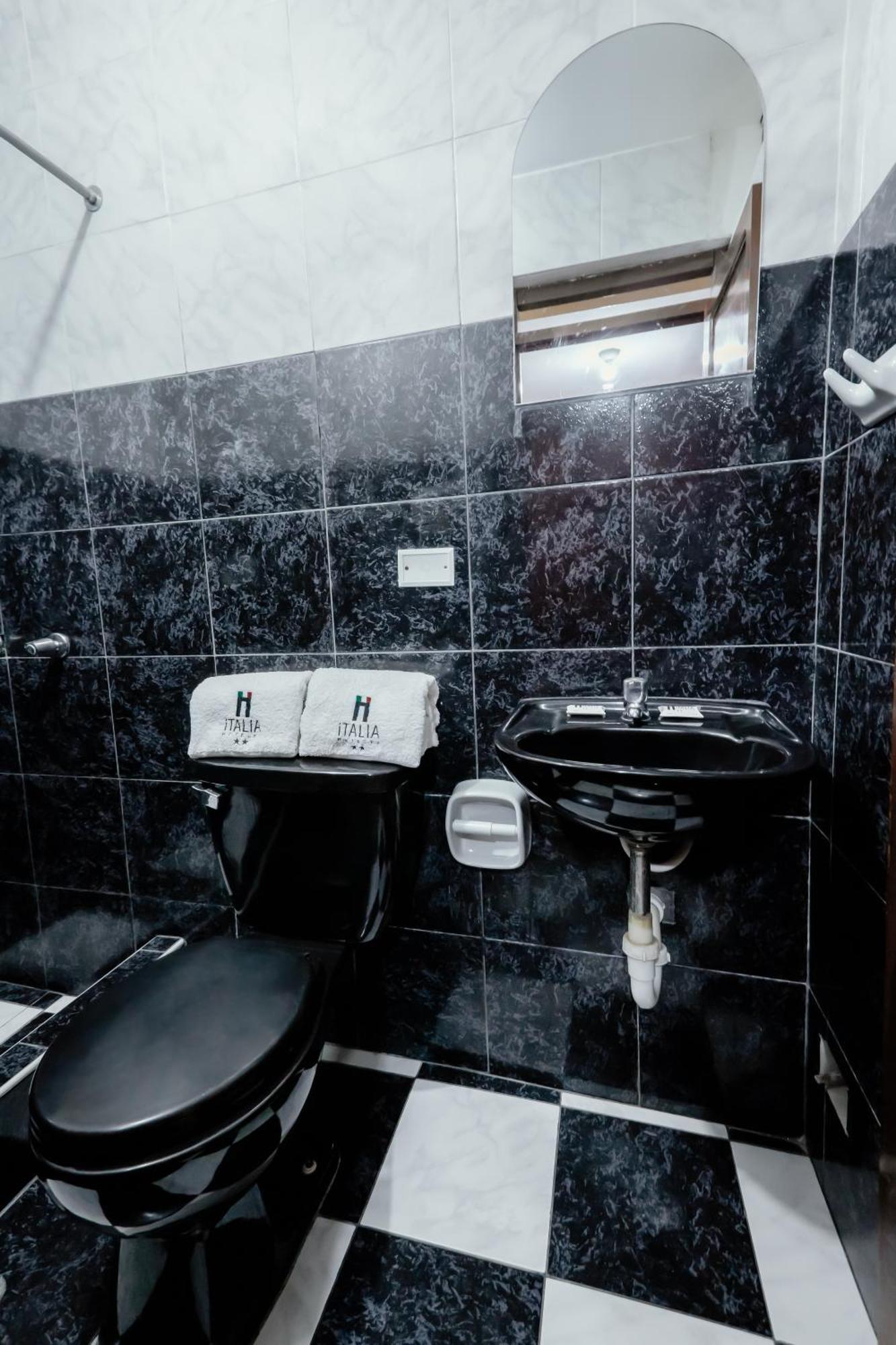 Hotel Italia II Chiclayo Extérieur photo