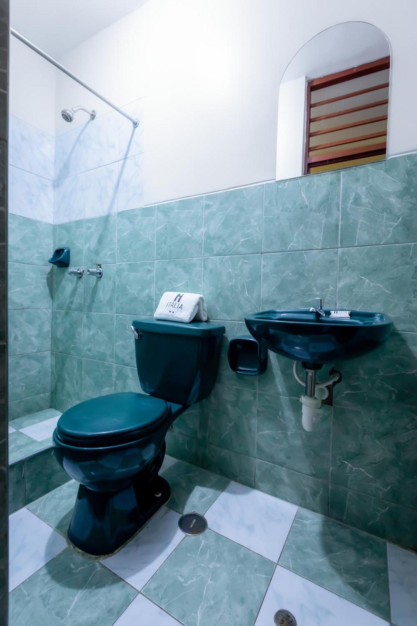 Hotel Italia II Chiclayo Extérieur photo