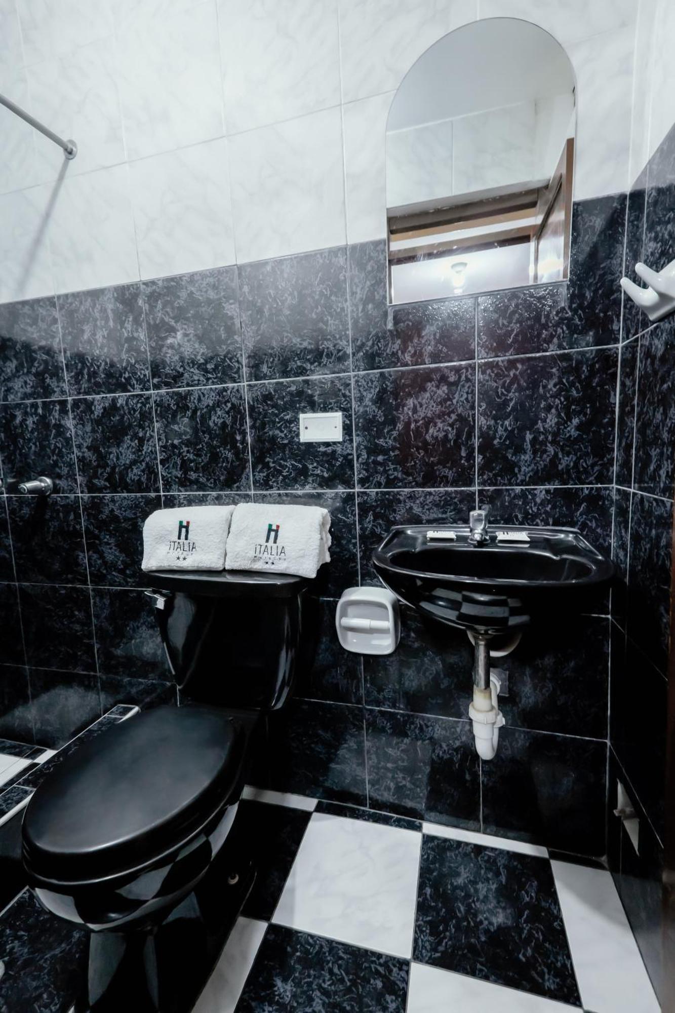 Hotel Italia II Chiclayo Extérieur photo